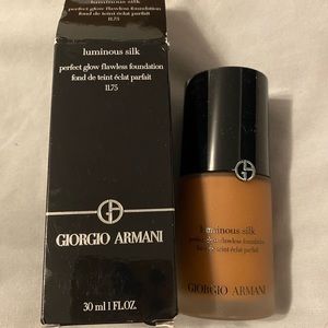 Giorgio Armani Luminous Silk Foundation 11.75